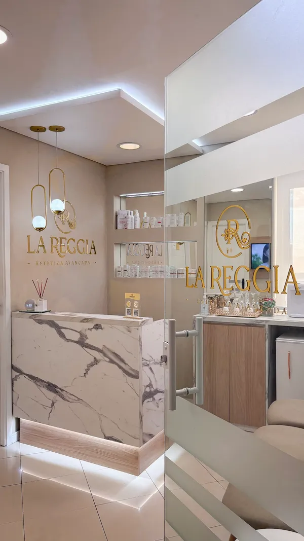 Recepção da Clínica La Reggia